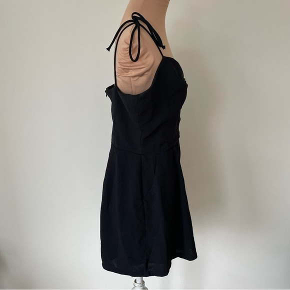 Princess Polly Black Tie Strap Tortoise Shell Accent Rylstone Playsuit Romper 12 - Picture 4 of 9